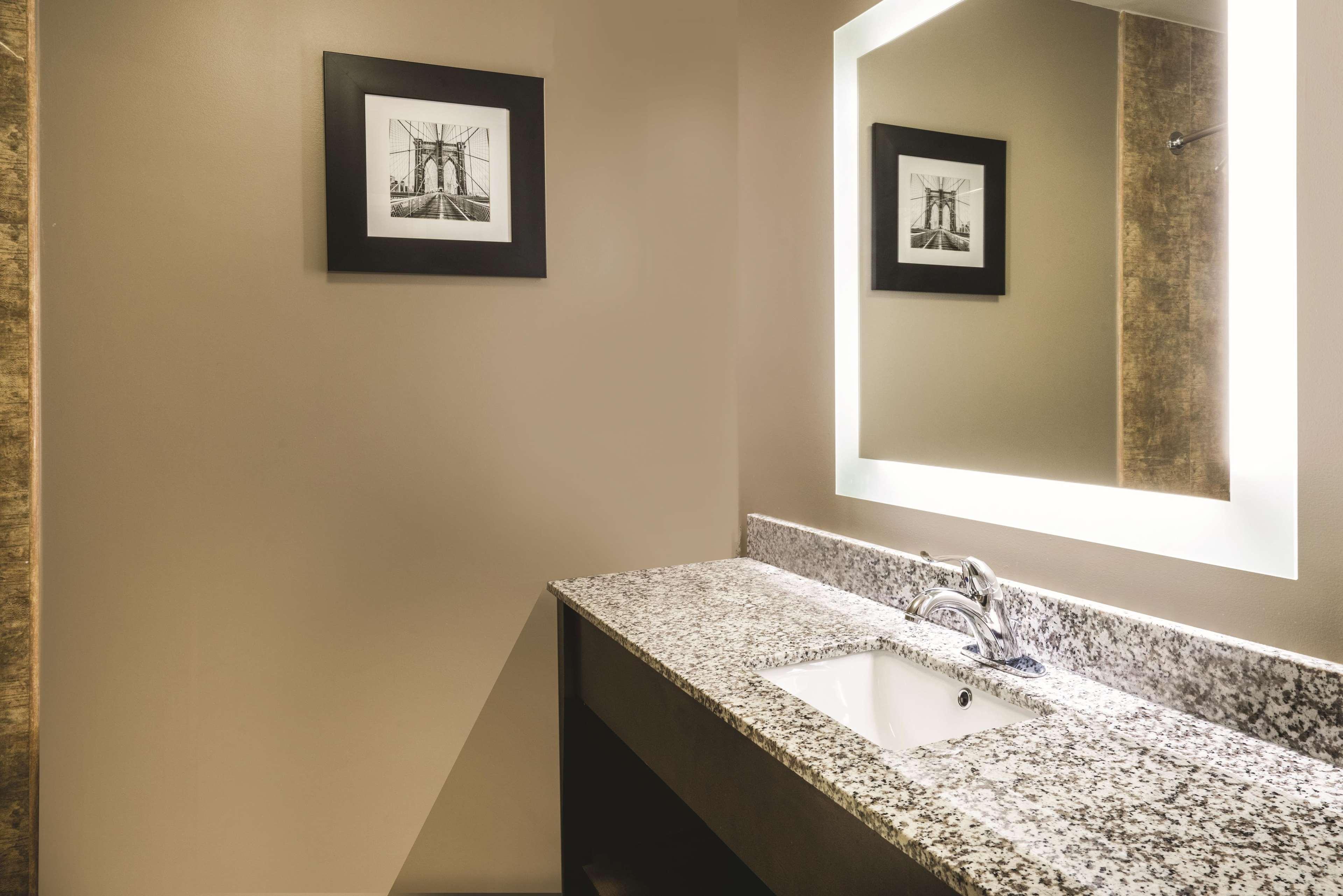 ניו יורק La Quinta By Wyndham Brooklyn Central מראה חיצוני תמונה